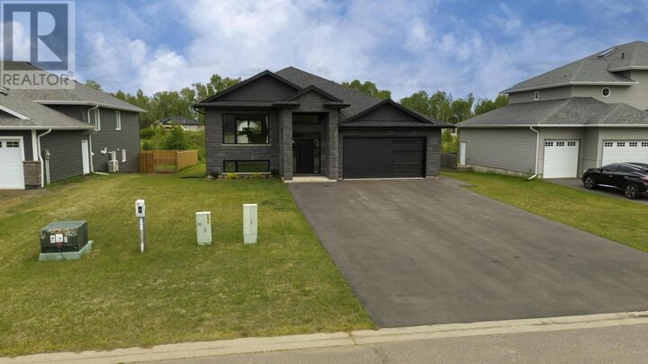 Property Photo: 2708 King George's Park Dr. ON P7K 0V4