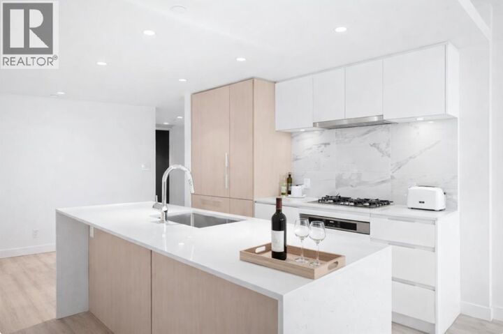 Property Photo:  1500 Fern Street 709  BC V7J 0E6 