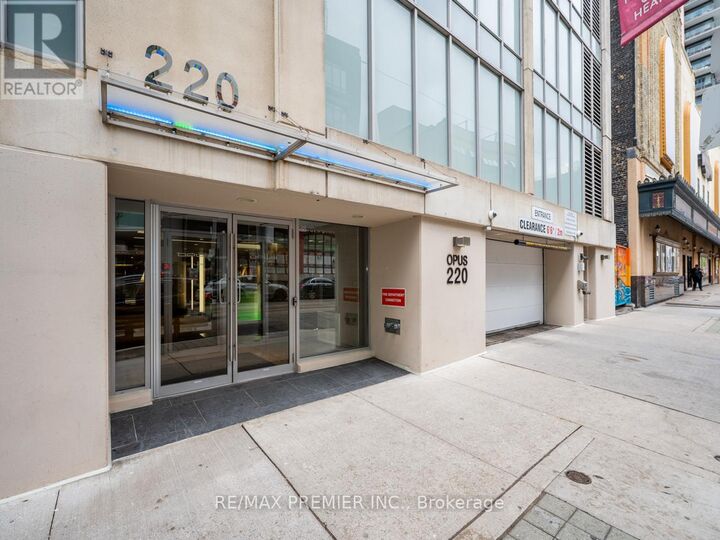 Property Photo:  220 Victoria Street 705  ON M5B 2R6 