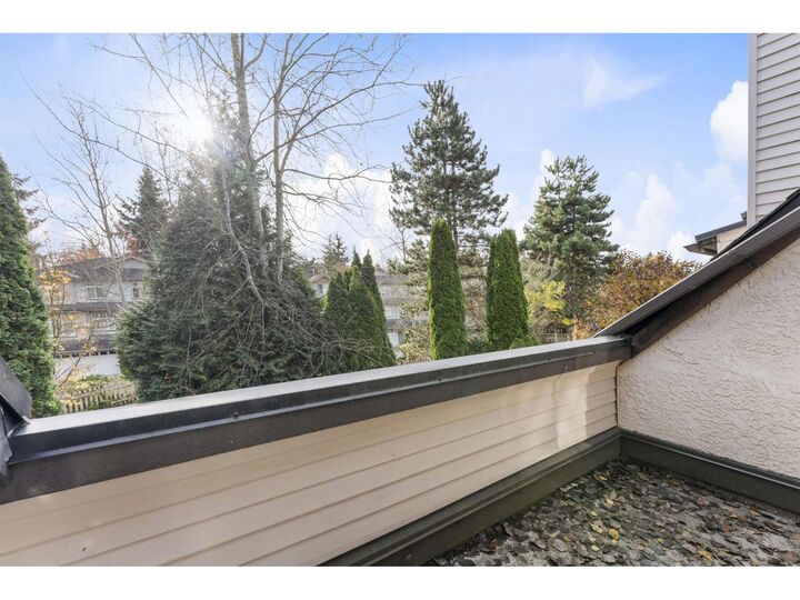 Property Photo:  7521 140 Street 21  BC V3W 5J9 