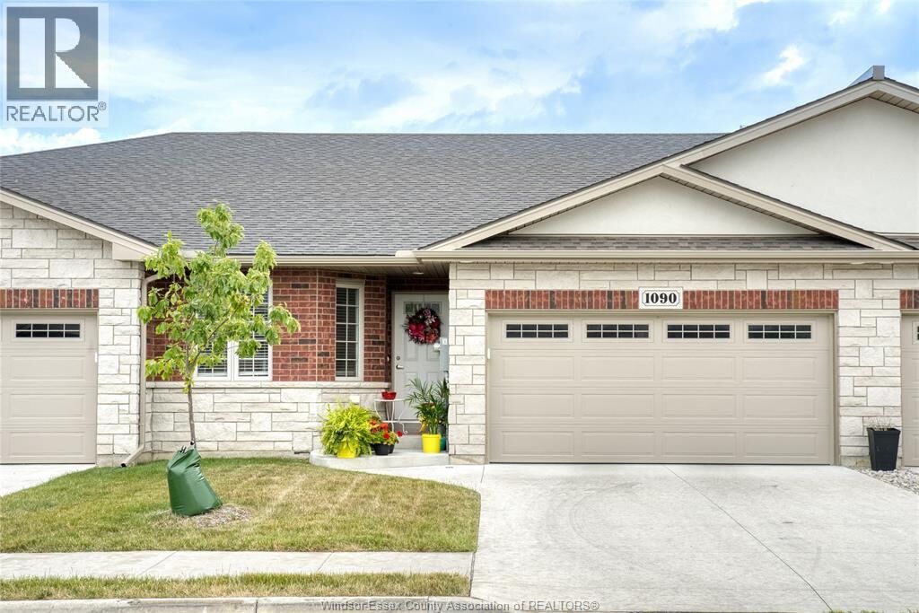 Property Photo:  1090 Peabody Avenue  ON N8P 0C2 
