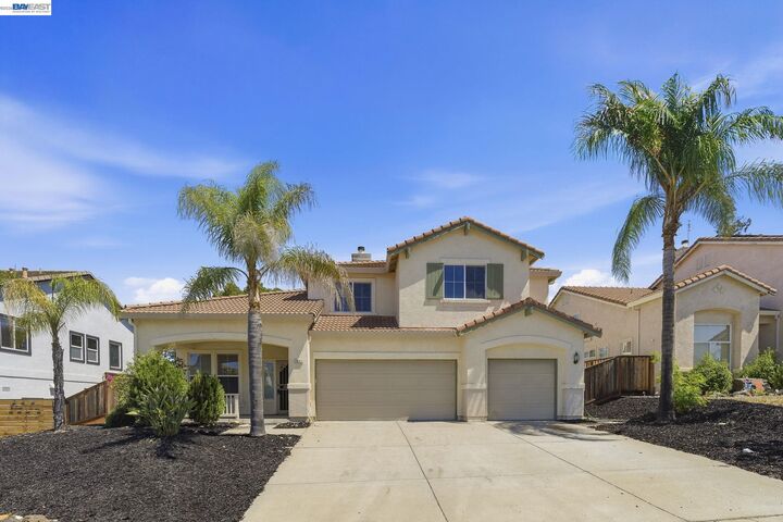 Property Photo:  2627 Leopard Way  CA 94531 