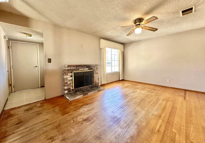 Property Photo:  4269 Ribera St  CA 94536 