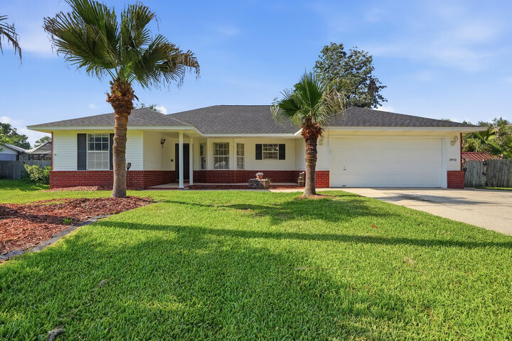 Property Photo:  2952 Duke Drive  FL 32563 