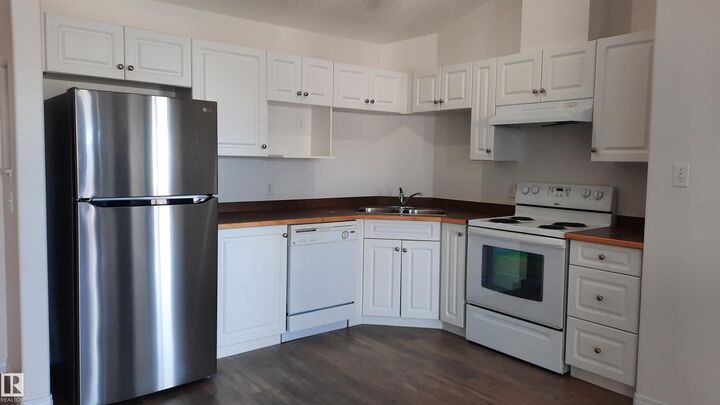 Property Photo:  5340 199 Street NW 423  AB T6M 0A5 