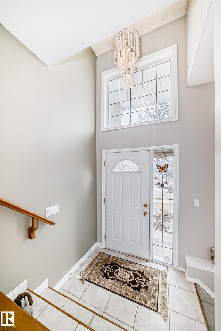 Property Photo:  168 Kulawy Drive NW  AB T6L 6Z1 