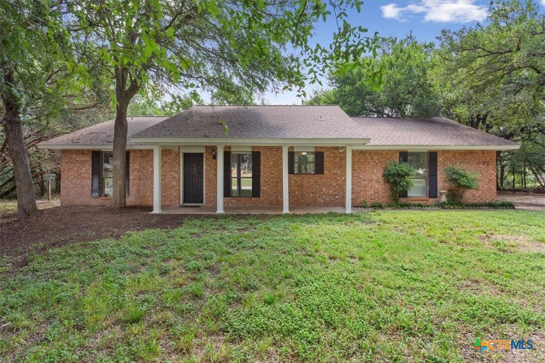 Property Photo:  731 Baines Street  TX 76571 