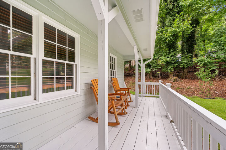 Property Photo:  426 Riverlake Court  GA 30188 