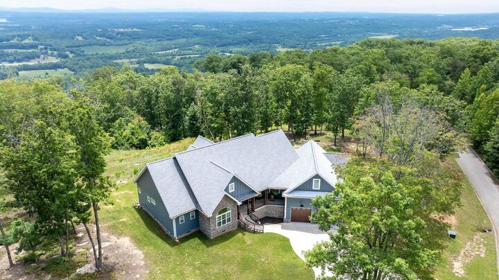 Property Photo:  230 Duckwood Lane  TN 37332 