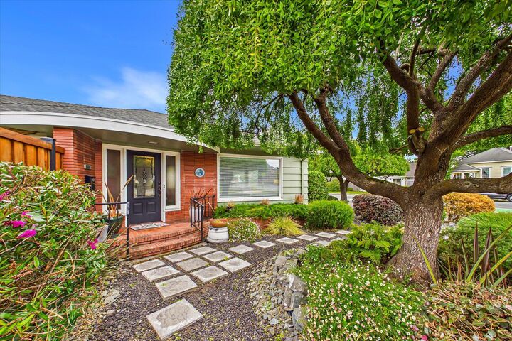 Property Photo: 1938 H Street CA 95501