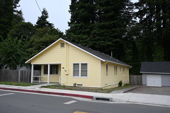 Property Photo: 743 Williams Street CA 95565