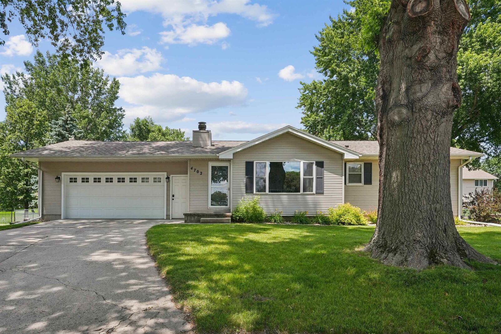 Property Photo:  4702 Leslee Lane  IA 50701 