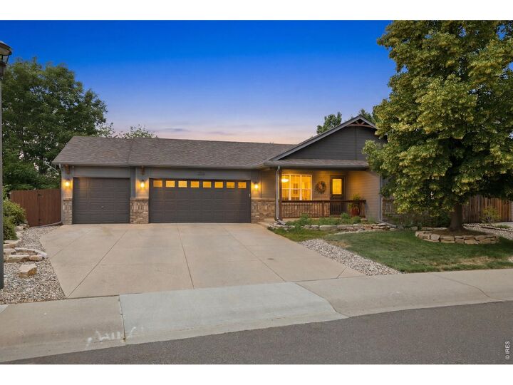 Property Photo:  3156 Ivy Dr  CO 80537 