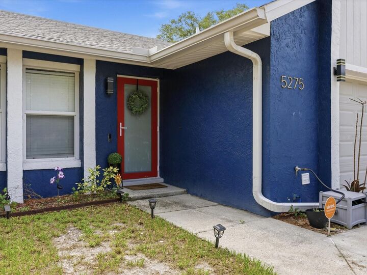 Property Photo:  5275 Signal Hill Road  FL 32808 