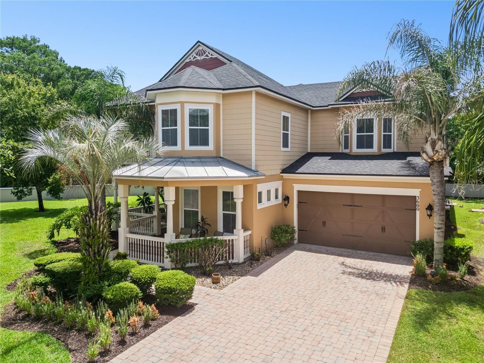 Property Photo: 3600 Simonton Place FL 32746