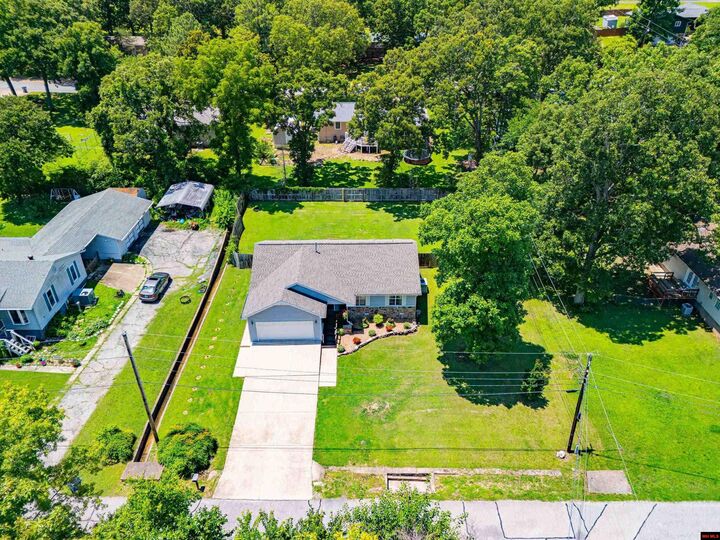 Property Photo:  1028 Connie Street  AR 72653 