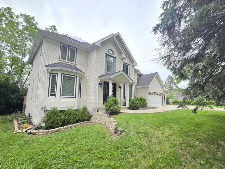 Property Photo: 16W374 94th Street IL 60527