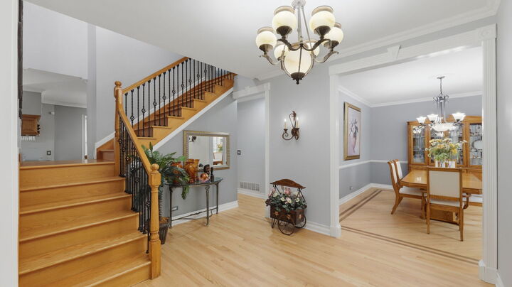 Property Photo:  1116 Adler Street  IL 60188 