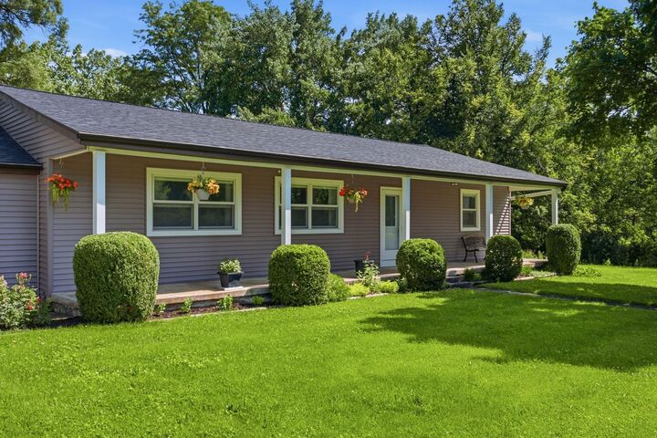 Property Photo:  551 Rance Road  IL 60543 