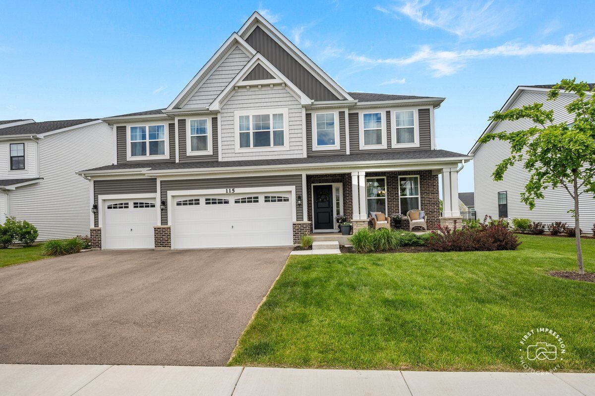 Property Photo:  115 Piper Glen Avenue  IL 60543 