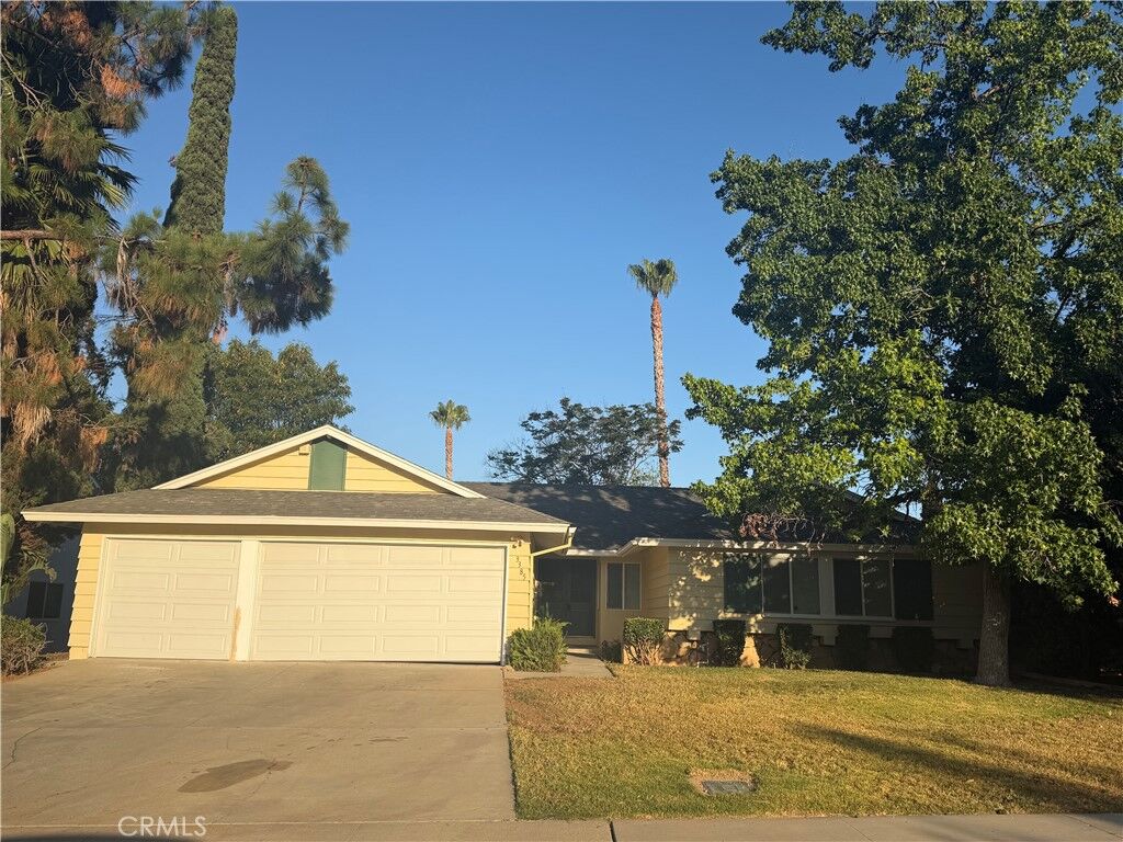 Property Photo:  3385 Valencia Hill  CA 92507 