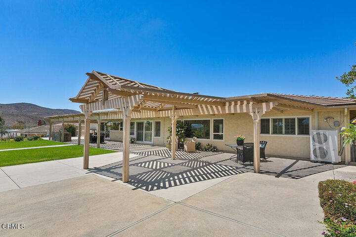Property Photo:  1538 San Rafael Way  CA 93012 