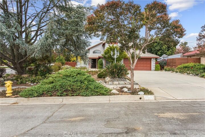 Property Photo:  12823 Daisy Court  CA 92399 