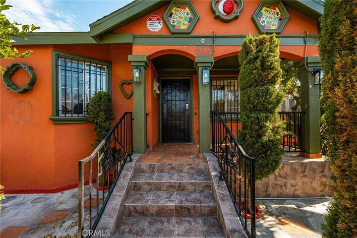 Property Photo:  1330 E 33rd  CA 90011 