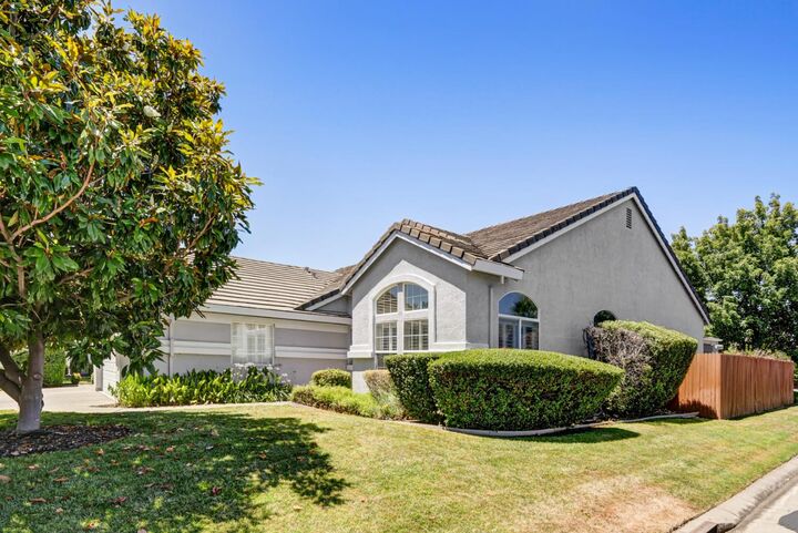 Property Photo:  5144 Whisper Oaks Lane  CA 95608 