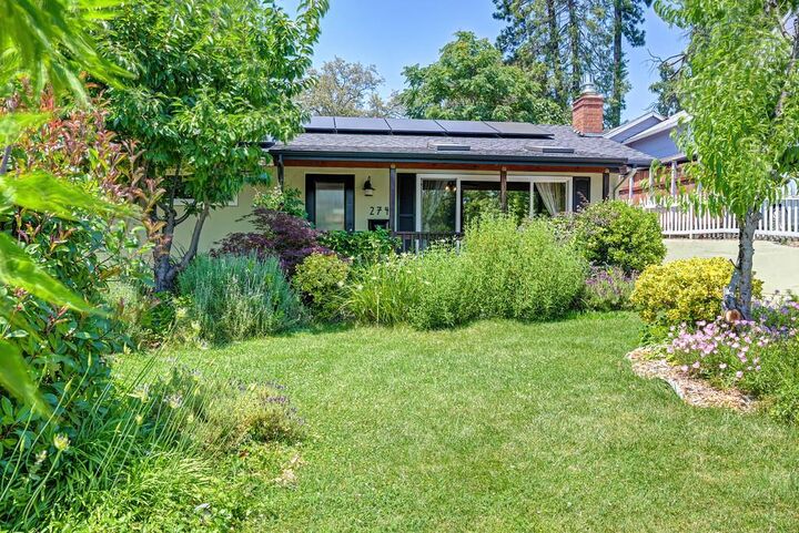 Property Photo:  274 Sawyer Street  CA 95603 