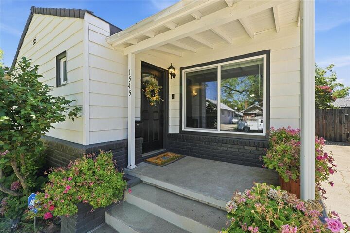 Property Photo: 1545 35th Street CA 95816