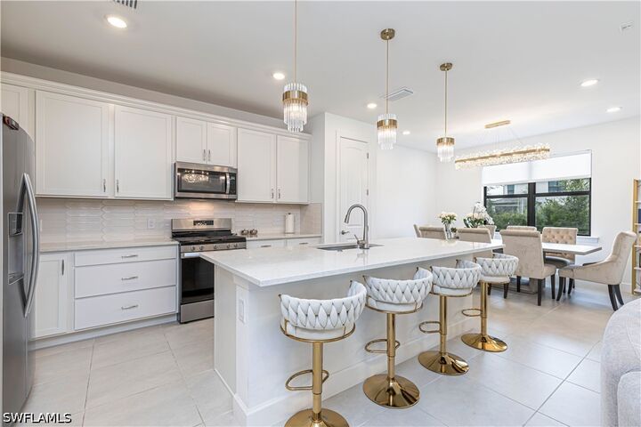 Property Photo:  1854 Mesa Lane  FL 34120 