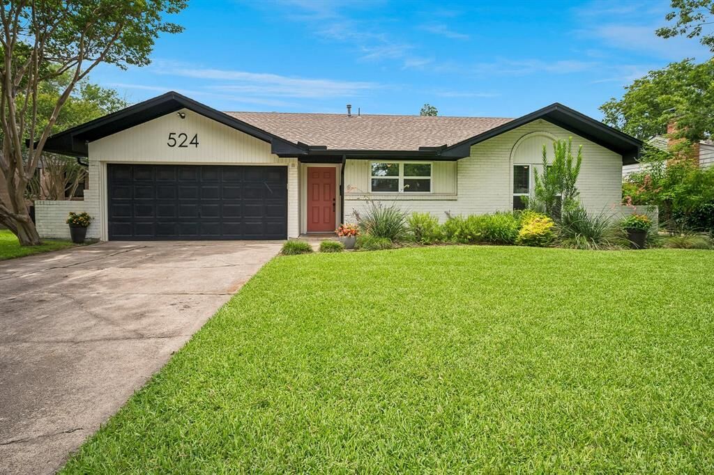 Property Photo:  524 Westwood Drive  TX 75080 