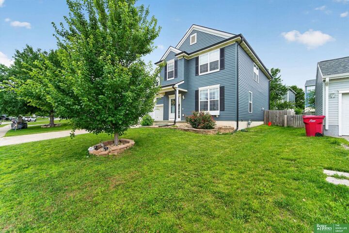 Property Photo:  7807 N 152 Avenue  NE 68007 