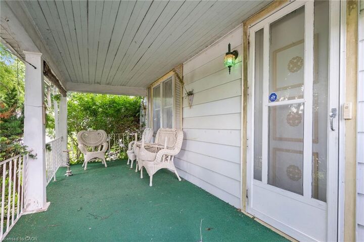 Property Photo:  35 Basil Avenue  ON N3Y 3M4 