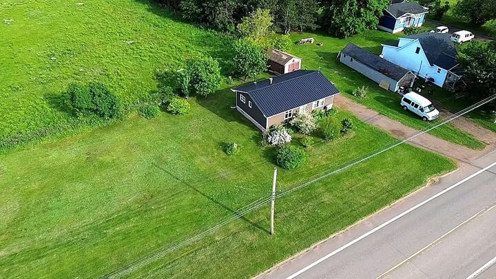 Property Photo:  60 Lady Slipper Drive  PE C0B 1T0 