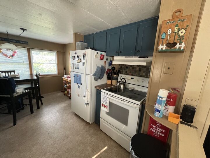 Property Photo:  8 Thunderbird Dr  MA 01752 