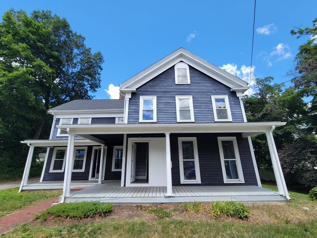 Property Photo:  136 Commonwealth Rd 2  MA 01778 