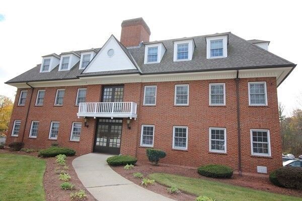 Property Photo:  132 Tyngsboro Road 5  MA 01863 