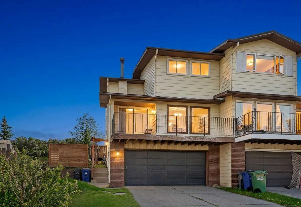 Property Photo:  26 Glenpatrick Crescent  AB T4C 1G3 