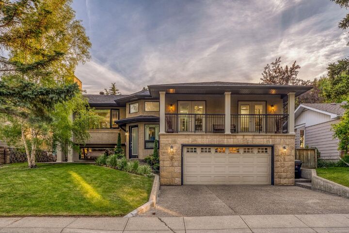 Property Photo: 5011 Viceroy Drive NW AB T3A 0V2