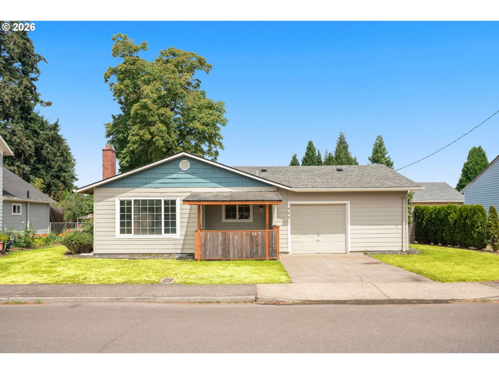 Property Photo:  400 NW 6th Ave  OR 97013 