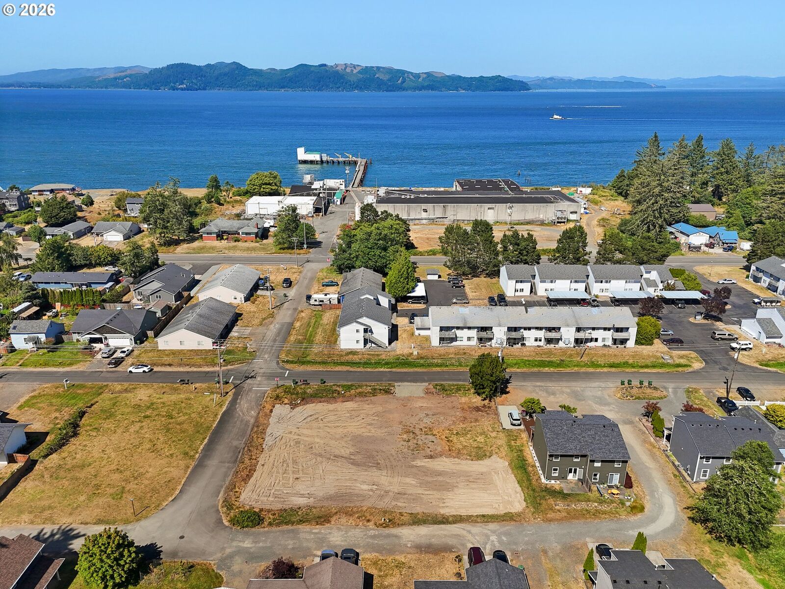 Property Photo: 590 7th Ave OR 97121