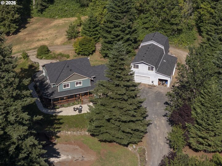 Property Photo:  33005 NE Ammeter Rd  WA 98671 