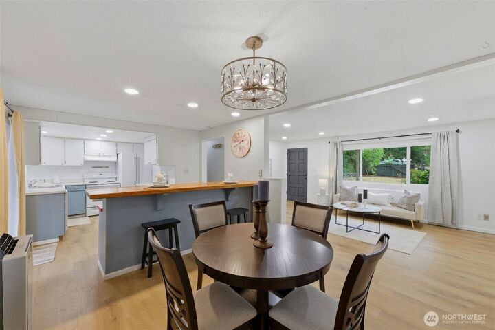 Property Photo:  3402  72nd Avenue NW  WA 98335 