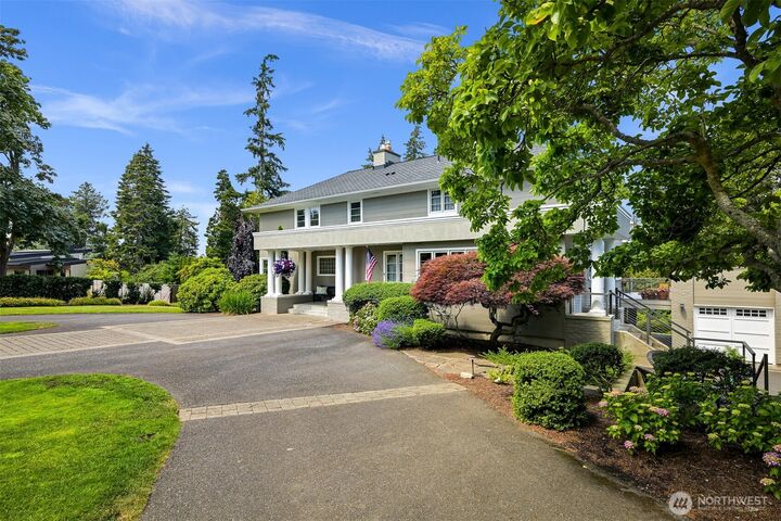 Property Photo:  245  Middlefield Road  WA 98225 