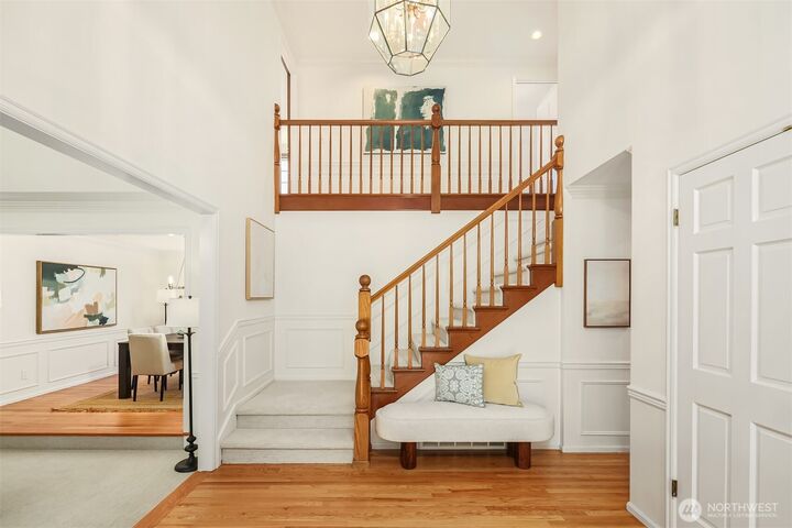 Property Photo:  7670  80th Place SE  WA 98040 