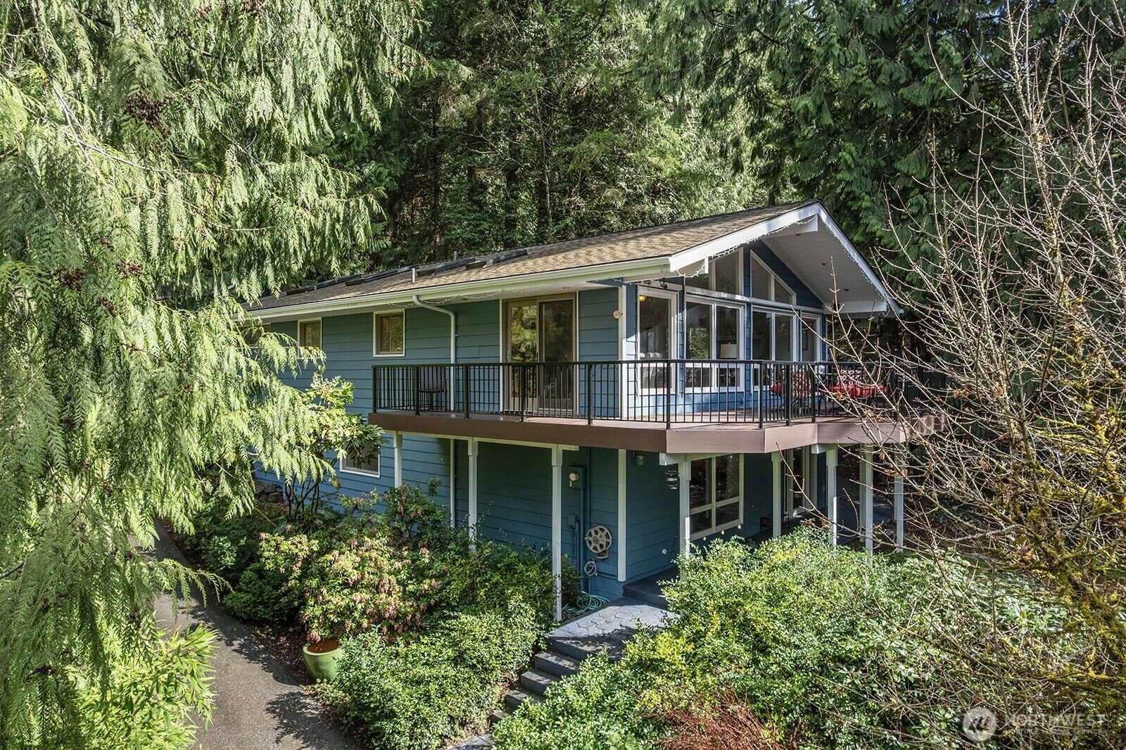 Property Photo:  3820 E Ames Lake Drive NE  WA 98053 