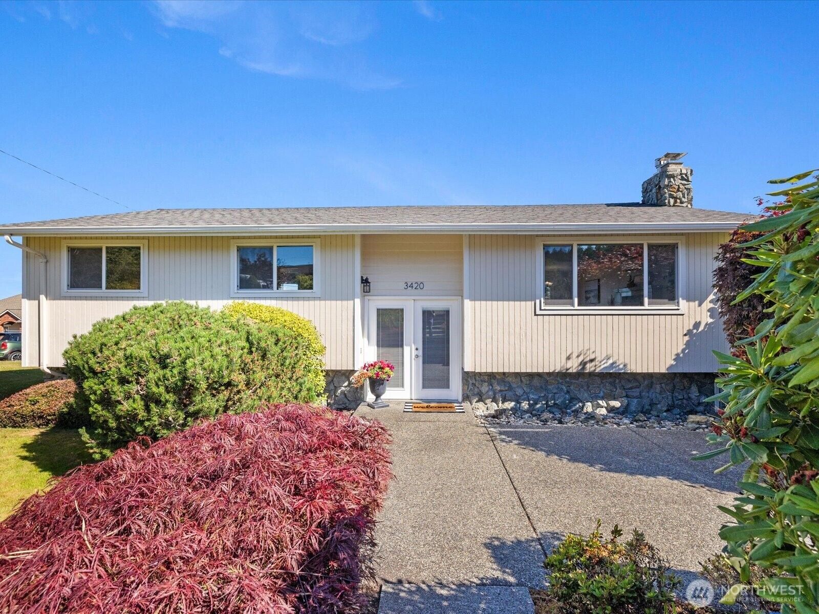 Property Photo:  3420 W 3rd Street  WA 98221 