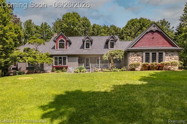 Property Photo:  9200 Fox Hollow Road  MI 48348 